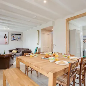  Hébergement de vacances Kerhel By Interhome